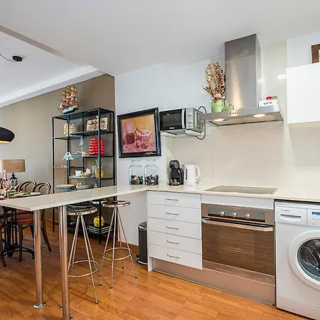 Lejlighed Renovated In Centre, And Train 3 Minutes Away Sitges