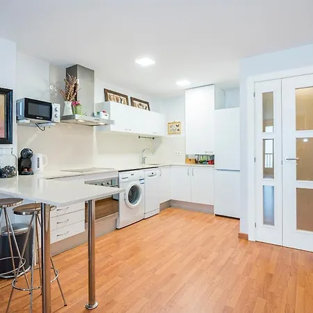 Lejlighed Renovated In Centre, And Train 3 Minutes Away Sitges